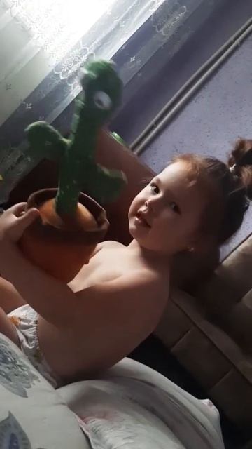 танцующий кактус #shorts смотреть онлайн