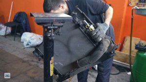 Промывка радиаторов с разбором на Вольво ХС60