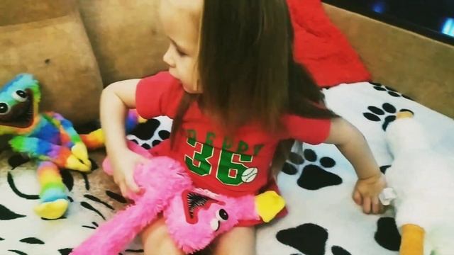 Как проходит обзор на игрушки Хаги ваги смотреть онлайн