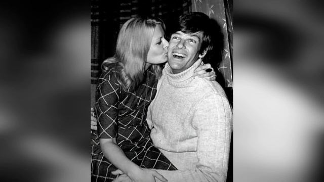 Эве Киви. "У него был шарик вместо живота, и целовался о смотреть онлайн