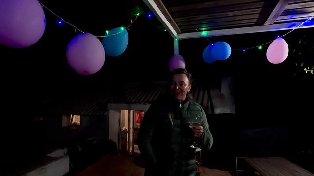 Новый год в новой стране!!! Мечты сбываются тогда, есть смотреть онлайн