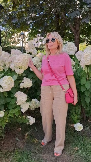 Гортензии в Александровском саду смотреть онлайн