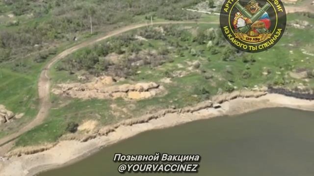 Применение 152-мм "Краснополя" САУ Мста-С по вражеским позициям, и развороченный в результате прилёт смотреть онлайн