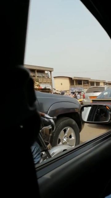 Камерун. Яунде. 16 марта 2020.Едим в гости(1) смотреть онлайн