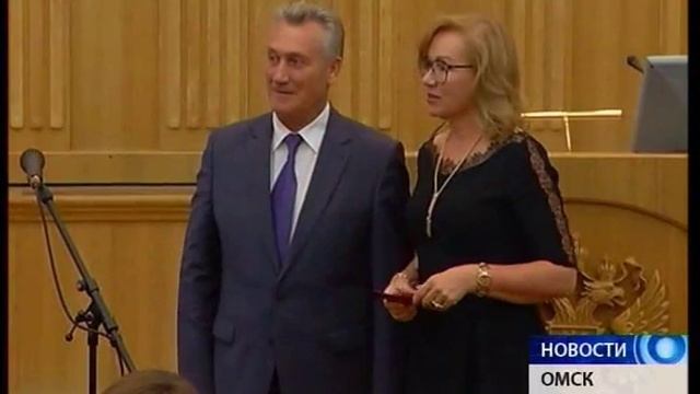 Омичей наградили за вклад в развитие региона смотреть онлайн