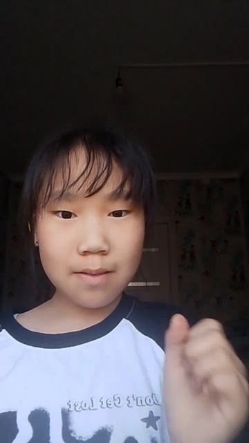 типо кот уже седой а хозяйке 14лет ахахах смотреть онлайн