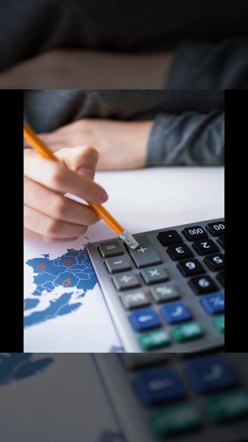 "ЕС ОТМЕНЯЕТ ОТВЕТНЫЕ ДЕЙСТВИЯ К США, БОЯСЬ ПОТЕРЯТЬ Р? смотреть онлайн