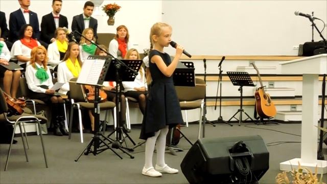 ♪ ♫ «Много книг на свете есть». Евгения. смотреть онлайн