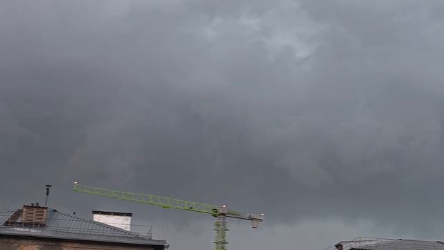 Тучи над городом стали смотреть онлайн