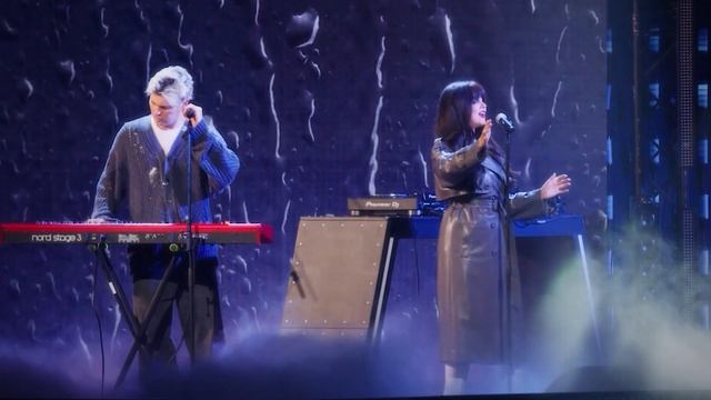 RED SQUARE - Отпусти | Звёзды Востока 2024 смотреть онлайн