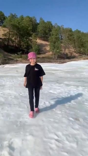 Ледник Булуус летом смотреть онлайн