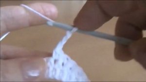 Петли или отверстия для пуговиц крючком для начинающих/How to crochet horizontal Buttonhole