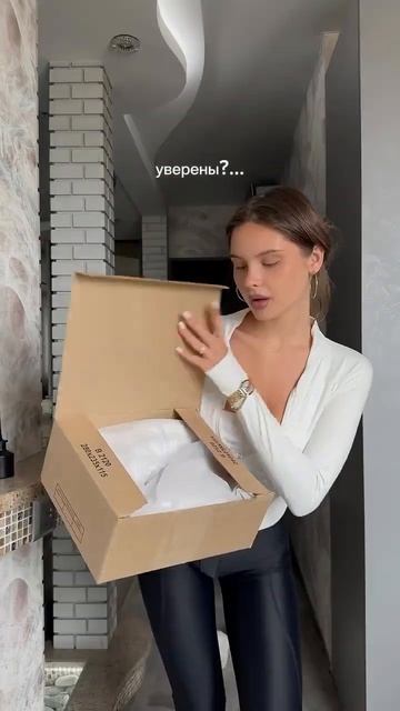 Спортивный стиль тоже может быть красивым и женственн смотреть онлайн