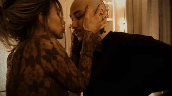 CHEPIKK, Холла - Не люби меня (Премьера клипа, 2025)