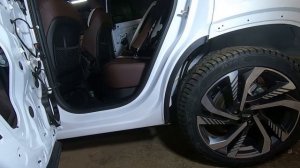 Снятие накладок дверей Geely mongaro.