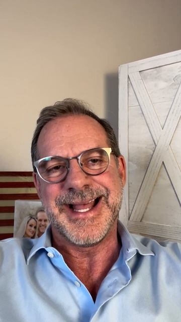 Unemployment - reason for concern #MarketMinute #economy #broker #realestate #shorts смотреть онлайн