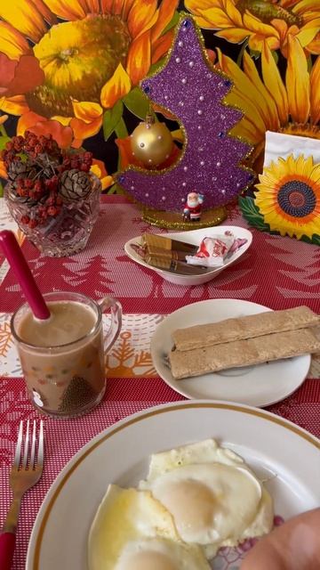 Завтракаем вкусно, завтракаем вместе!#едимдома #еда #з? смотреть онлайн