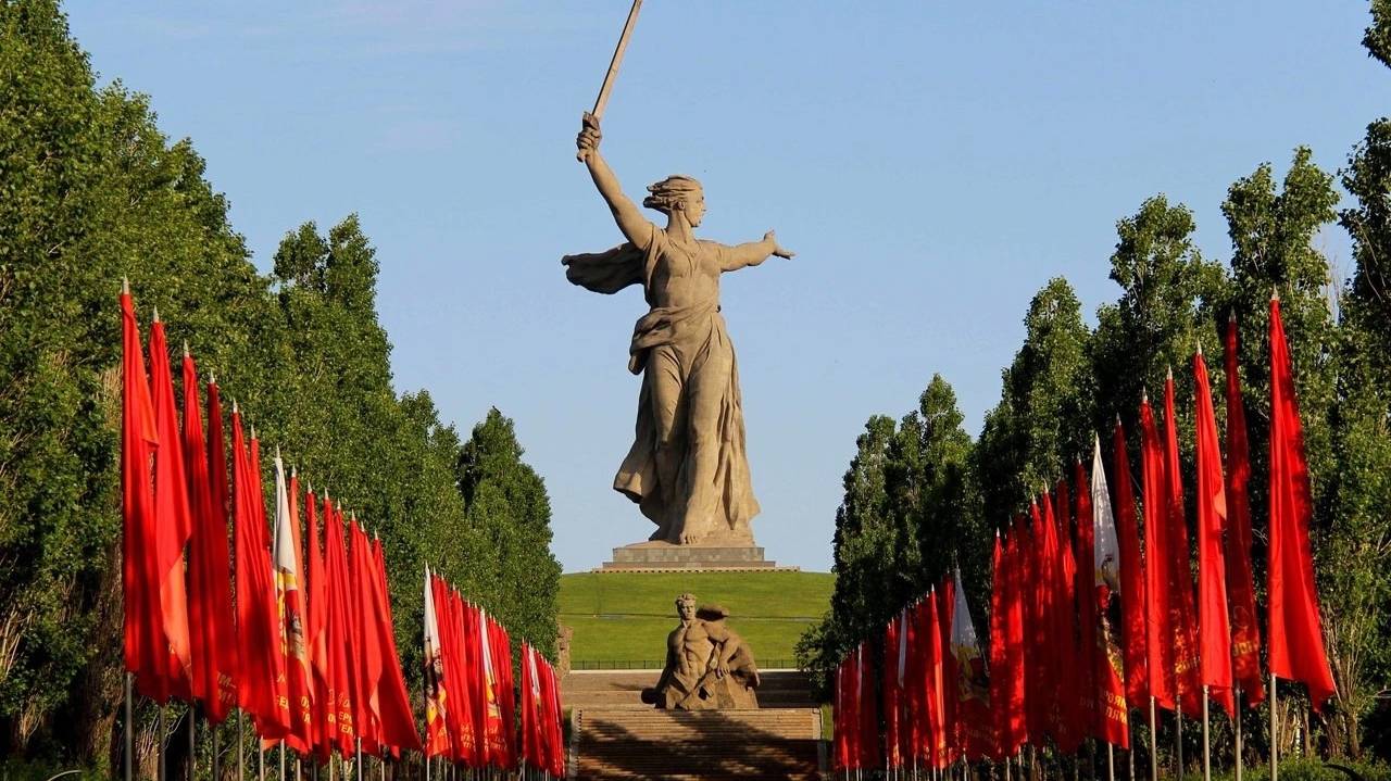 9 мая. 80 лет победы в ВОВ. Мамаев курган. Волгоград.2025 смотреть онлайн