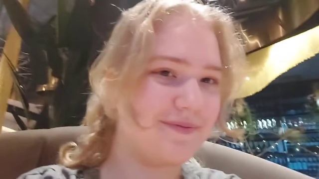 Влог/ танцующие фонтаны/ прогулка смотреть онлайн