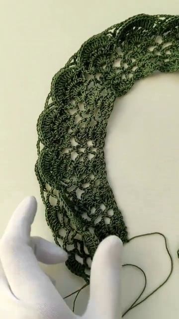 Вязаный изумрудный воротничок #handmade #diy #crochet #crochetshorts #вязание #воротник