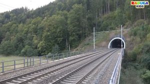 Изучаем цвета и поезда. Железнодорожный транспорт для