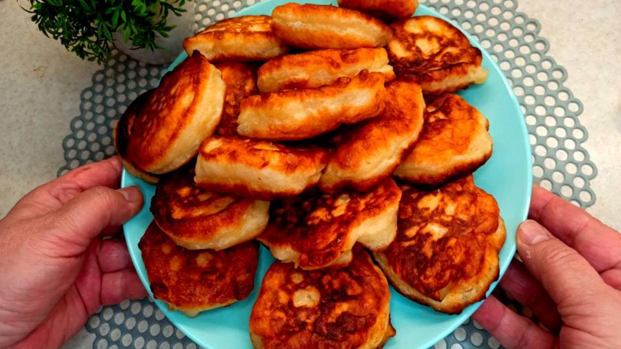 Оладьи на кефире пышные как пух! Оладушки без дрожжей правильный рецепт