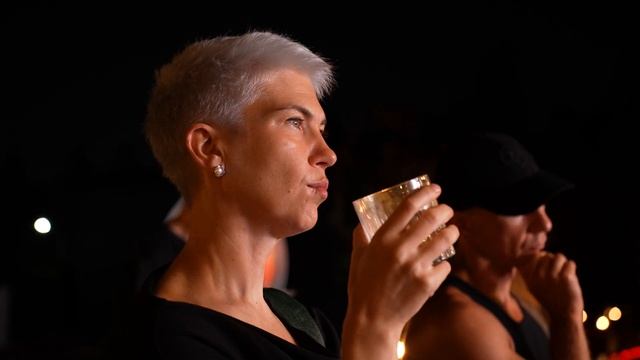 Как НАЧАТЬ ЗАРАБАТЫВАТЬ на недвижимости без крупных в смотреть онлайн