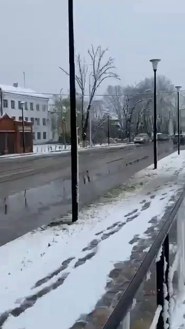 Зима напомнила о себе в Краснодарском крае🥲 смотреть онлайн