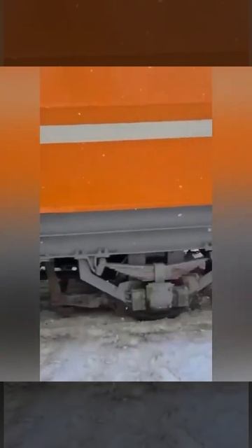 "Сволочь или идиот?" В Туле снегоуборочный трамвай ока? смотреть онлайн