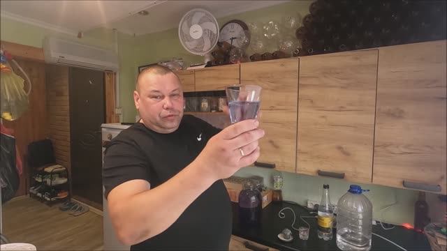Делаю Джин 2025
