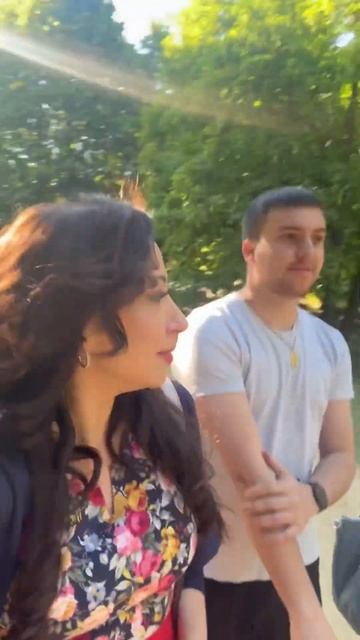 Акация - сюжеты на улицах города #galinalorenz #positivevibes #акаци смотреть онлайн