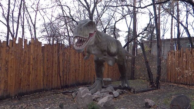 Динозавры в Новосибирском зоопарке
