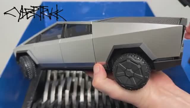 Машины спортивные , бизнес класса и даже Тесло все попали под раздачу !!! смотреть онлайн