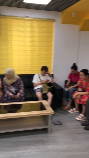 Как выглядит отделение Узбекского банка. смотреть онлайн