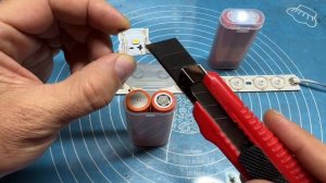 Простейший фонарик-свечка из старых аккумуляторов 18650