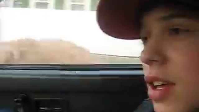 Смешно ударился головой) смотреть онлайн