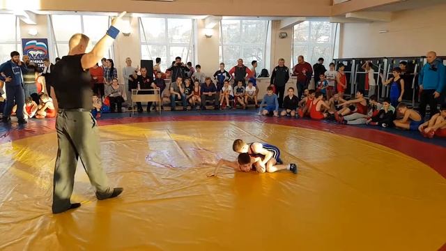 Борец Ильяс Дакаев. Нохчийчоь. Финал. 26 кг., 2008г.