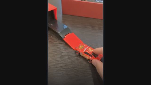 для детей.МАШИНКИ МОЛНИИ МАКВИНА. смотреть онлайн