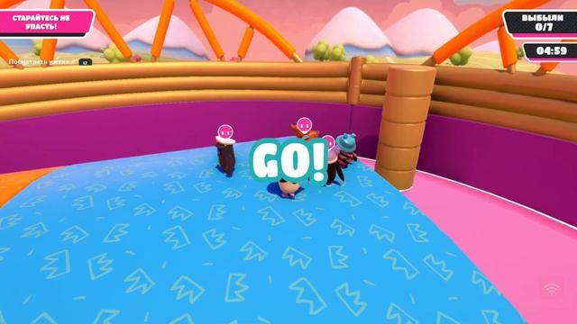 Скинули ребенка вместе с кошкой на идеальном равновесии ► Fall Guys смотреть онлайн