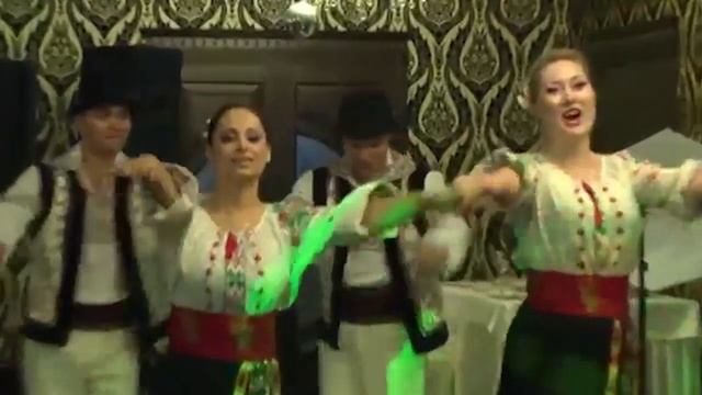VREA GAGICA MEA LA MARE МОЛДАВСКАЯ ПЕСНЯ смотреть онлайн