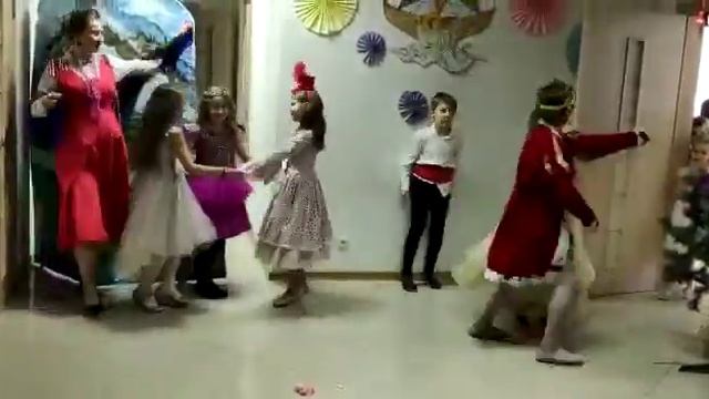 "Золушка" смотреть онлайн