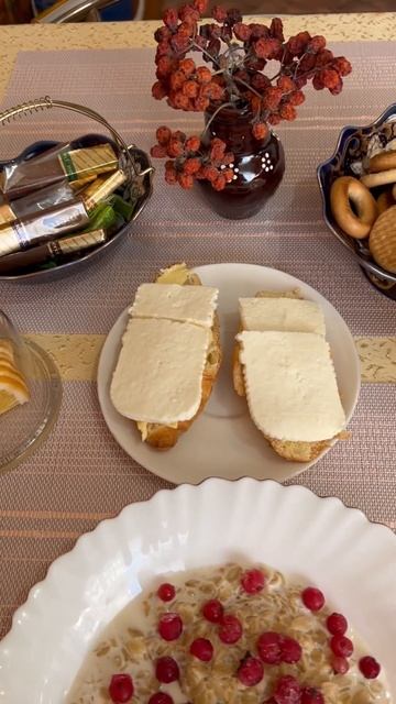 Доброе воскресное утро! Завтракаем вместе!!!🍔🍕🍒🖐#е смотреть онлайн