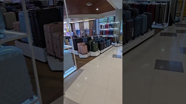 Тailand Phuket Фестиваль Централ шопинг бренды самый больш? смотреть онлайн