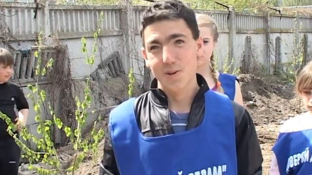 Субботник на поселке Большевик смотреть онлайн