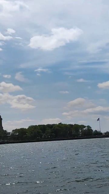 Статуя свободы в Нью-Йорке смотреть онлайн