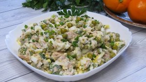 Салат, заменит полноценное блюдо. Он из тех, что на скорую руку.