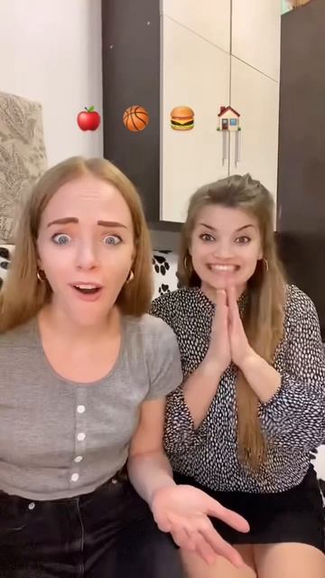 Чтооооо???? Дом ????? #едимнакамеру #едимдома #обзорыеды #в смотреть онлайн