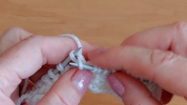 Красивый объёмный узор спицами для детской кофточки, свитера, шапочки. смотреть онлайн