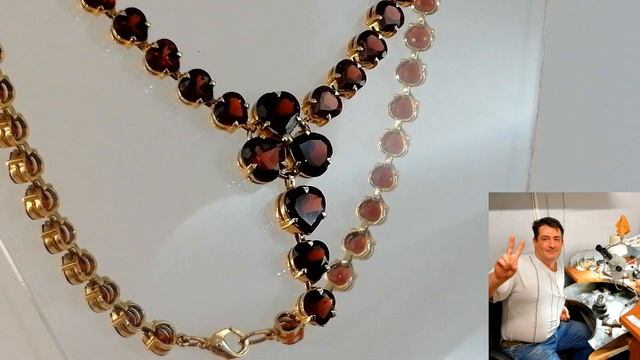 Колье «Гранаты - сердце» золото 585 пробы, гранаты.