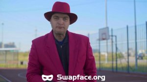 БАТЯ VOVAMAS ПОСТРИГ БРОВИ!